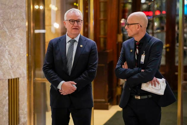 Nobels fredspris 2025 Oslo 20251209. Direktor for Nobelinstituttet Kristian Berg Harpviken og mediasjef Erik Aasheim pa Grand Hotel i Oslo tirsdag ettermiddag. Den venezuelanske opposisjonslederen Maria Corina Machado far prisen for sitt utrettelige arbeid for a sikre demokratiske rettigheter for folket i Venezuela, og for sin kamp for en rettferdig og fredelig overgang fra diktatur til folkestyre. Prisen deles ut under en seremoni i Oslo radhus pa onsdag. Foto: Cornelius Poppe NTB Oslo Norge UrjBXtbW3No EDITORIAL USE ONLY Ref:_POLUrjBXtbW3No.jpg Copyright: xCorneliusxPoppex xNTBx