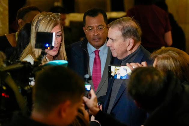 Nobels fredspris 2025 Oslo, Norway 20251209. Den venezuelanske opposisjonens presidentkandidat i presidentvalget i 2024, Edmondo Gonzales pa Grand Hotel i Oslo tirsdag ettermiddag. Den venezuelanske opposisjonslederen Maria Corina Machado far prisen for sitt utrettelige arbeid for a sikre demokratiske rettigheter for folket i Venezuela, og for sin kamp for en rettferdig og fredelig overgang fra diktatur til folkestyre. Prisen deles ut under en seremoni i Oslo radhus pa onsdag. Foto: Lise Aserud NTB Oslo Norway PcB-_CIH9iQ EDITORIAL USE ONLY Ref:_POLPcB-_CIH9iQ.jpg Copyright: xLisexAserudxx xNTBx