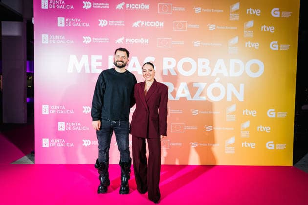 Premiere of the film Me has robbed my heart in Pontevedra Actors Francis Lorenzo and Ana Jara pose during the photocall for the premiere of the film Me has robbed my heart, at the Provincial Museum, on December 9, 2025, in Pontevedra, Galicia Spain The film, written and directed by Chus Gutiérrez, focuses on the contradictions of the system and the vital frustration of young people in todays Spain 09 DECEMBER 2025 PHOTOCALL PREMIERE MOVIE CINEMA ACTORS Pontevedra Galicia Pontevedra Galicia Galicia Spain  Copyright: xBeatrizxCiscarx 7159471