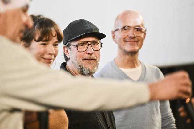 Stromberg Kino Tour im Revier - von Mülheim bis Dortmund mit u.a. C.M. Herbst und Bjärne Mädel ** NUR FÜR REDAKTIONELLE ZWECKE ** EDITORIAL USE ONLY **<p>Drehbuchautor Ralf Husmann mit den Schauspielern, Milena Dreißig, Bjärne Mädel und Christoph Maria Herbst (v.l.) sind am Dienstag, 09. Dezember 2025 bei der Stromberg Kino Tour im UCI in Bochum dabei. Deutschland NRW Bochum Copyright: VladimirxWegener
