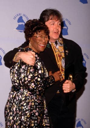 Ella Fitzgerald and Paul McCartney at the 32nd Annual Grammy Awards on February 21, 1990. Copyright: xRalphxDominguez MediaPunchx