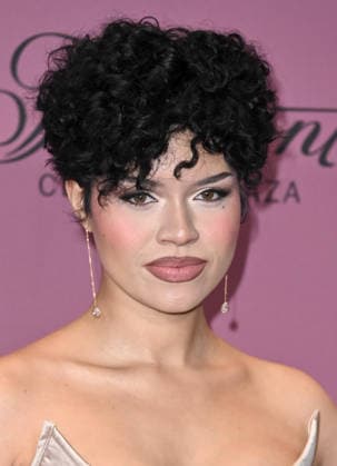 The Critics Choice Association™s 8th Annual Celebration of Black Cinema & Television Aiyana-Lee arriving at The Critics Choice Association™s 8th Annual Celebration of Black Cinema & Television held at the Fairmont Century Plaza on December 9, 2025 in Century City, Ca. Century City Fairmont Century Plaza California USA Copyright: xLeexWatt AFF-USA.COMx