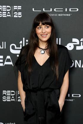 Dakota Johnson at Red Sea Film Festival - Jeddah US actress Dakota Johnson poses during the 5th edition of the Red Sea Film Festival in Jeddah, Saudi Arabia, on December 5, 2025. Photo by Balkis Press ABACAPRESS.COM Jeddah Saudi Arabia  Copyright: xBalkisxPress ABACAx