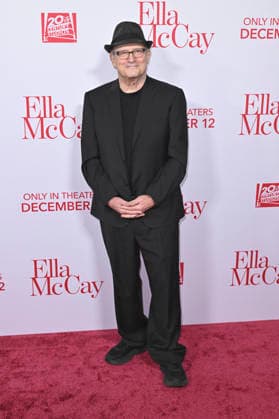 Albert Brooks bei der Weltpremiere des Kinofilms Ella McCay im El Capitan Theatre. Los Angeles, 09.12.2025