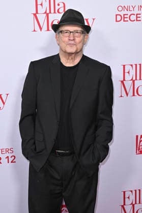 Albert Brooks bei der Weltpremiere des Kinofilms Ella McCay im El Capitan Theatre. Los Angeles, 09.12.2025