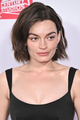 Emma Mackey bei der Weltpremiere des Kinofilms Ella McCay im El Capitan Theatre. Los Angeles, 09.12.2025