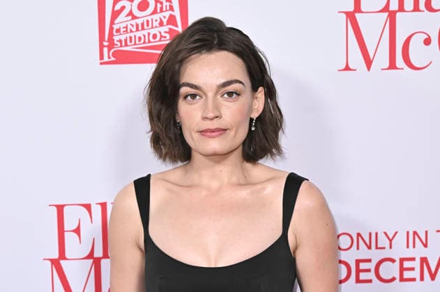 Emma Mackey bei der Weltpremiere des Kinofilms Ella McCay im El Capitan Theatre. Los Angeles, 09.12.2025
