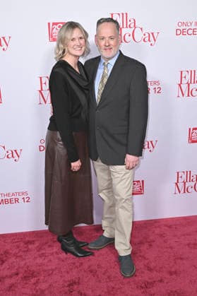 Christine Meier und Seth Meier bei der Weltpremiere des Kinofilms Ella McCay im El Capitan Theatre. Los Angeles, 09.12.2025