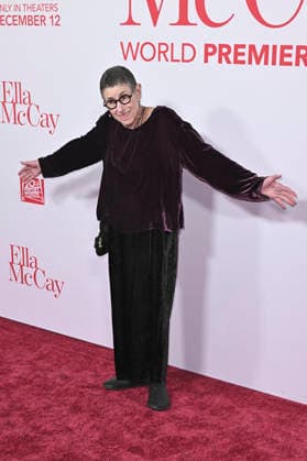 Julie Kavner bei der Weltpremiere des Kinofilms Ella McCay im El Capitan Theatre. Los Angeles, 09.12.2025