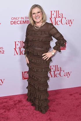 Nancy Cartwright bei der Weltpremiere des Kinofilms Ella McCay im El Capitan Theatre. Los Angeles, 09.12.2025