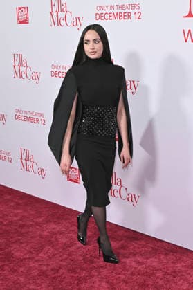 Sofia Carson bei der Weltpremiere des Kinofilms Ella McCay im El Capitan Theatre. Los Angeles, 09.12.2025
