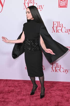 Sofia Carson bei der Weltpremiere des Kinofilms Ella McCay im El Capitan Theatre. Los Angeles, 09.12.2025