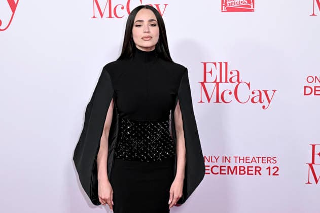 Sofia Carson bei der Weltpremiere des Kinofilms Ella McCay im El Capitan Theatre. Los Angeles, 09.12.2025