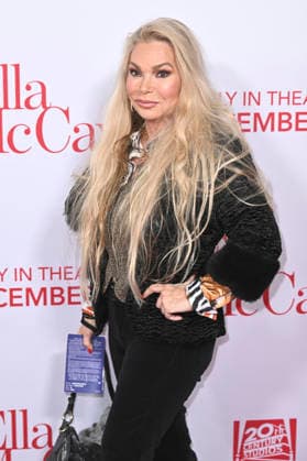 Suzan Hughes bei der Weltpremiere des Kinofilms Ella McCay im El Capitan Theatre. Los Angeles, 09.12.2025