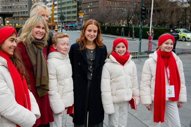 Nobels fredspris 2025 Oslo 20251210. Datteren til Nobel fredsprismottaker, Ana Corina Sosa, og ordforer i Oslo Anne Lindboe deltar pa Redd Barnas fredsprisfest pa Nobels fredssenter i forkant av Nobelseremonien onsdag. Den venezuelanske opposisjonslederen Maria Corina Machado far prisen for sitt utrettelige arbeid for a sikre demokratiske rettigheter for folket i Venezuela, og for sin kamp for en rettferdig og fredelig overgang fra diktatur til folkestyre. Pa grunn av omstendighetene i hjemlandet Venezuela kunne ikke Nobels fredsprismottaker delta pa utdelingen i Norge. Foto: Gorm Kallestad NTB Oslo Norge MVxm3IaSVHA EDITORIAL USE ONLY Ref:_BNCMVxm3IaSVHA.jpg Copyright: xGormxKallestadx xNTBx