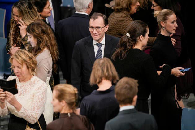 Nobels fredspris 2025 Oslo 20251210. Utenriksminister Espen Barth Eide (Ap) ankommer Oslo Radhus for utdelingen av Nobels fredspris. Datteren til Nobels fredsprismottaker, Ana Corina Sosa, tar i mot prisen pa vegne av sin mor. Den venezuelanske opposisjonslederen Maria Corina Machado far prisen for sitt utrettelige arbeid for a sikre demokratiske rettigheter for folket i Venezuela, og for sin kamp for en rettferdig og fredelig overgang fra diktatur til folkestyre. Pa grunn av omstendighetene i hjemlandet Venezuela kunne ikke Nobels fredsprismottaker delta pa utdelingen i Norge. Foto: Stian Lysberg Solum NTB Oslo Norge CZeDcuJ5hnQ EDITORIAL USE ONLY Ref:_BNC_POLCZeDcuJ5hnQ.jpg Copyright: xStianxLysbergxSolumx xNTBx