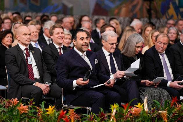 Nobels fredspris 2025 Oslo 20251210. Stortingspresident, Masud Gharahkhani (Ap) og statsminister Jonas Gahr Store (Ap) ankommer Oslo Radhus for utdelingen av Nobels fredspris. Datteren til Nobels fredsprismottaker, Ana Corina Sosa, tar i mot prisen pa vegne av sin mor. Den venezuelanske opposisjonslederen Maria Corina Machado far prisen for sitt utrettelige arbeid for a sikre demokratiske rettigheter for folket i Venezuela, og for sin kamp for en rettferdig og fredelig overgang fra diktatur til folkestyre. Pa grunn av omstendighetene i hjemlandet Venezuela kunne ikke Nobels fredsprismottaker delta pa utdelingen i Norge. Foto: Ole Berg-Rusten POOL NTB Oslo Norge j3iHMSCbhGY EDITORIAL USE ONLY Ref:_BNCj3iHMSCbhGY.jpg Copyright: xOlexBerg-Rustenx xPOOLx xNTBx