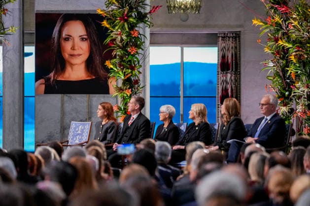 Nobels fredspris 2025 Oslo 20251210. Et bilde av Nobels fredsprismottaker Maria Corina Machado under utdelingen av Nobels fredspris i Oslo radhus. Den venezuelanske opposisjonslederen Maria Corina Machado far prisen for sitt utrettelige arbeid for a sikre demokratiske rettigheter for folket i Venezuela, og for sin kamp for en rettferdig og fredelig overgang fra diktatur til folkestyre. Pa grunn av omstendighetene i hjemlandet Venezuela kunne ikke Nobels fredsprismottaker delta pa utdelingen i Norge. Foto: Ole Berg-Rusten NTB POOL Oslo Norge 7cpY0J0vgRY EDITORIAL USE ONLY Ref:_BNC7cpY0J0vgRY.jpg Copyright: xOlexBerg-Rustenx xNTBx
