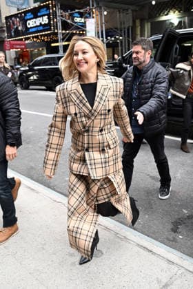 Kate Hudson arriving at the Robin Williams theater for a movie screening, New York Featuring: Kate Hudson Where: New York City, New York, United States When: 10 Dec 2025 Credit: Elder Ordonez INSTARimages EDITORIAL USE ONLY. NOT FOR USE BY NEWSPAPERS BASED IN THE UK. Copyright: xx instar55330112