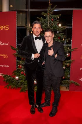 Spenden Gala - 31. Jose Carreras Gala - Jan Pascal und Alexander Killian (Cafe del Mundo) bei der 31. Jose Carreras Gala in der Mediacity Leipzig am 10.12.2025. Copyright: xEventpressxKochanx