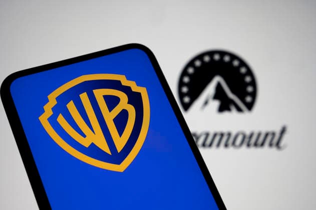 Photo Illustrations Of The Netflix Paramount Battle For The Acquisition Of Warner Bros. In this photo illustration, the Warner Bros. logo appears on a cell phone with the Paramount logo in the background in Creteil, France, on December 10, 2025. CrÃ teil France  Copyright: xSamuelxBoivinx originalFilename: boivin-notitle251210_npq07.jpg