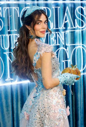 Disney Christmas Gala Violeta Mangrinán during the Disney Christmas Gala at the Rooftop Lírico Teatro Calderón, on December 10, 2025, in Madrid Spain Many of the attendees wear looks created by costume designer Matías Zanotti inspired by characters from the Disney catalog It is a night of style, fashion and fantasy inspired by the entire Disney universe under the claim Stories that live with you FIESTA CHRISTMAS Manuel Pinilla Cruces 10 12 2025 Madrid Madrid Madrid Espana  Copyright: xManuelxPinillaxCrucesx 7162580
