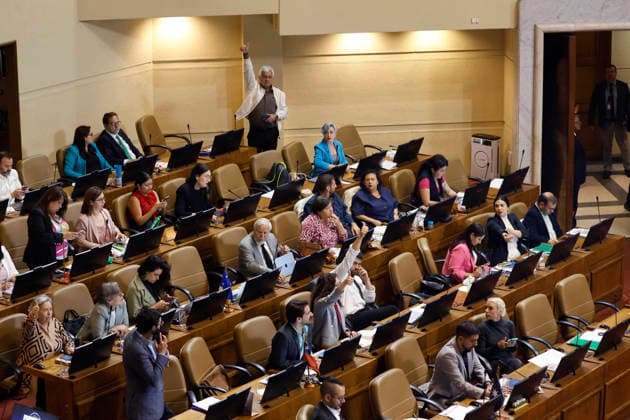 Valparaiso, December 10, 2025 Session of the Chamber of Deputies Sebastian Cisternas Aton Chile, Valparaiso Chile Aton 1110885  Copyright: SEBASTIANxCISTERNAS xATONxCHILE