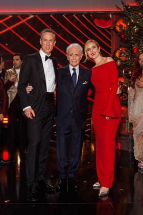 Spenden Gala - 31. Jose Carreras Gala - Sven Lohrig, Jose Carreras und Stephanie Müller-Spirra bei der 31. Jose Carreras Gala in der Mediacity Leipzig am 10.12.2025. Copyright: xEventpressxKochanx