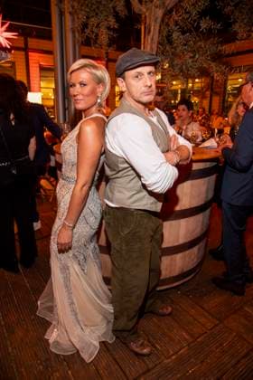 ABBleipzig: Kamilla Senjo Moderatorin und Hendrik Duryn Schauspieler auf der Buehne Teilnehmer Gast bei der 31.Jose Carreras Gala in der Media City Leipzig, am 10.12.25 Sachsen Deutschland