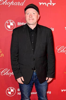 ABBleipzig: Joey Kelly Saenger zu Gast auf dem roten Teppich bei der 31.Jose Carreras Gala in der Media City Leipzig, am 10.12.25 Sachsen Deutschland