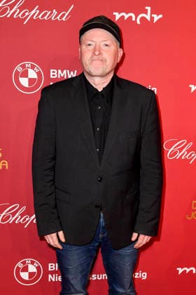 ABBleipzig: Joey Kelly Saenger zu Gast auf dem roten Teppich bei der 31.Jose Carreras Gala in der Media City Leipzig, am 10.12.25 Sachsen Deutschland