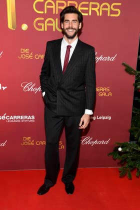 ABBleipzig: Ãlvaro Soler Saenger zu Gast auf dem roten Teppich bei der 31.Jose Carreras Gala in der Media City Leipzig, am 10.12.25 Sachsen Deutschland