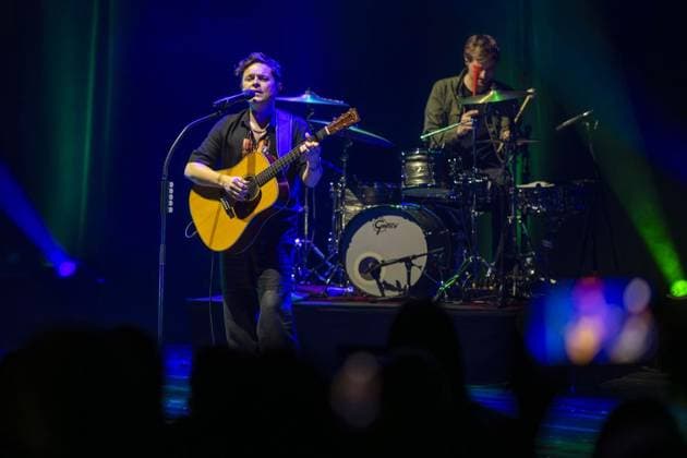 RECORD DATE NOT STATED Michael Patrick Kelly spielt für die Aktion Lichtblicke , die sich für bedürftige Kinder und ihre Familien einsetzt. 10.12..2025 Duisburg ** NUR FÜR REDAKTIONELLE ZWECKE ** EDITORIAL USE ONLY **<p>Michael Patrick Kelly spielt für die Aktion Lichtblicke , die sich für bedürftige Kinder und ihre Familien einsetzt. 10.12..2025 Duisburg Deutschland NRW Duisburg Copyright: DanielxAttia