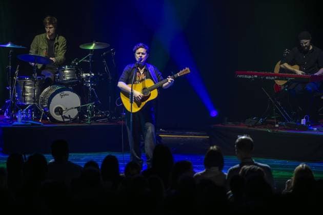 RECORD DATE NOT STATED Michael Patrick Kelly spielt für die Aktion Lichtblicke , die sich für bedürftige Kinder und ihre Familien einsetzt. 10.12..2025 Duisburg ** NUR FÜR REDAKTIONELLE ZWECKE ** EDITORIAL USE ONLY **<p>Michael Patrick Kelly spielt für die Aktion Lichtblicke , die sich für bedürftige Kinder und ihre Familien einsetzt. 10.12..2025 Duisburg Deutschland NRW Duisburg Copyright: DanielxAttia