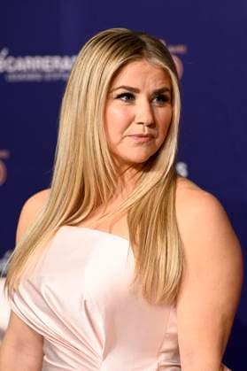 ABBleipzig: Beatrice Egli Saengerin zu Gast auf dem roten Teppich bei der 31.Jose Carreras Gala in der Media City Leipzig, am 10.12.25 Sachsen Deutschland