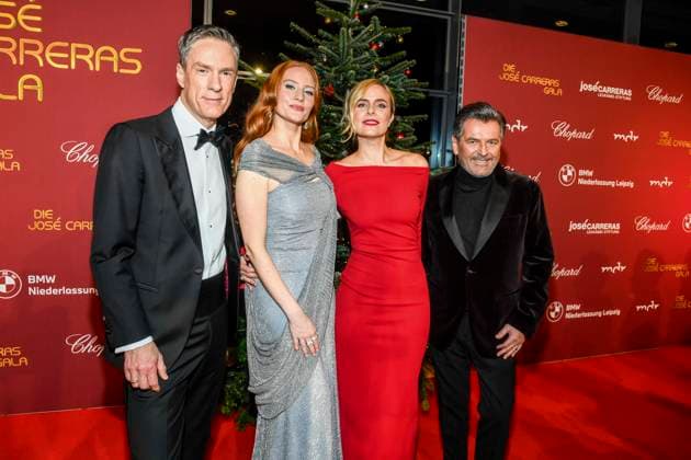 ABBleipzig: Sven Lorig, Barbara Meier Model Stephanie Müller-Spirra und Thomas Anders Moderatoren zu Gast auf dem roten Teppich bei der 31.Jose Carreras Gala in der Media City Leipzig, am 10.12.25 Sachsen Deutschland