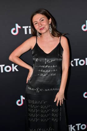 STOCKHOLM, SWEDEN 20251211 Swedish physicist and influencer Eleonora Svanberg arrives at this years Year on TikTok event at Stockholms Gasverk STOCKHOLM SWEDEN x10050x  Copyright: xPontusxLundahl TTx YEAR ON TIKTOK W9RemDb-EoA