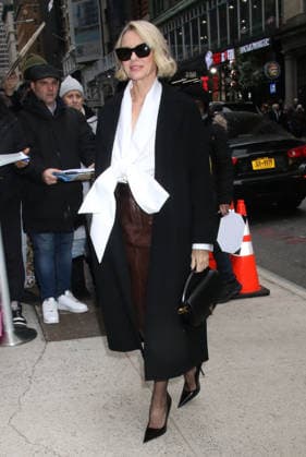 NEW YORK, NY- DECEMBER 10: Naomi Watts seen arriving at the screening on Song Sung Blue at the Robin Williams Center-SAG-AFTRA Foundation in New YorkCity on December 10, 2025. Copyright: xRWx