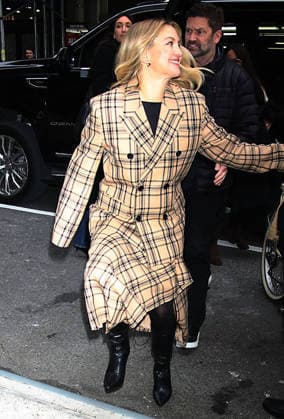 NEW YORK, NY- DECEMBER 10: Kate Hudson seen arriving at the screening on Song Sung Blue at the Robin Williams Center-SAG-AFTRA Foundation in New YorkCity on December 10, 2025. Copyright: xRWx