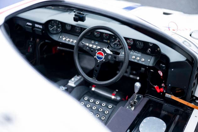 Exclusive Ford GT 40 C Lelouch and F Allain Vintage Mecanic celebrate the 60th anniversary of the filming of Un homme et une femme at the Autodrome de Linas Montlhéry, December 11, 2025 If the film won the Palme dor at the Cannes Film Festival in 1966, the Oscar for Best Foreign Film in 1967 and for Best Original Screenplay, one of the films mythical elements is the Ford Mustang 145 In wanting to tell a love story like there is in life, and not like there is in cinema, in Claude Lelouchs own words, the director made cinema history with actors J L Trintignant and A Aimée With a budget of 470,000 francs and shot in black and white, the film magnifies the town of Deauville, making the Normandy seaside resort as legendary as this world-famous Copyright: xPierrexPerusseaux xBestimagexPierrexPerusseaux xBestimagex