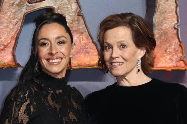 . 11 12 2025. London, United Kingdom. Sigourney Weaver and Oona Chaplin arriving at the Avatar : Fire and Ash premiere in London .  xStephenxLockx xi-Imagesx IIM-26449-0001