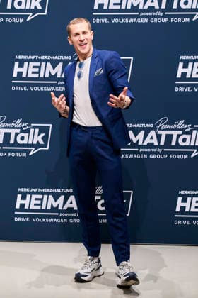3. Peemöllers Heimat-Talk Lucas Sauer 3. Peemöllers Heimat-Talk im DRIVE. Volkswagen Group Forum in Berlin am 17.11.2025 Copyright: xEventpressxRadkex