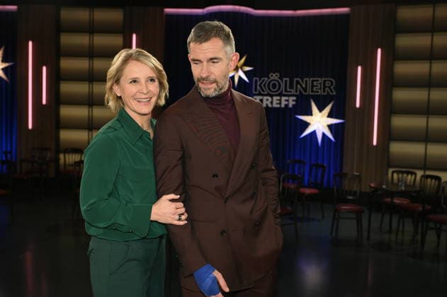Die Moderatoren des Kölner Treff Susan Link und Micky Beisenherz in der WDR Talkshow Kölner Treff