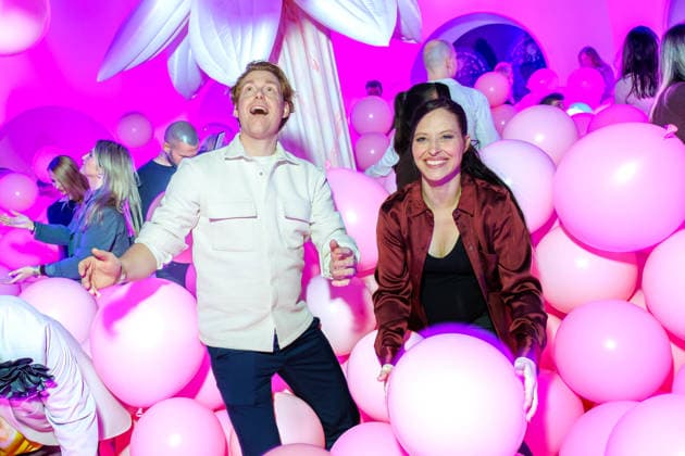 Eröffnung - Bubble Planet Das Erlebnismuseum - Johannes Heinrichs und Nadja Jo Klapper bei der Eröffnung Bubble Planet Das Erlebnismuseum für alle Sinne in der Arena Berlin am 11.12.2025. Copyright: xEventpressxKochanx