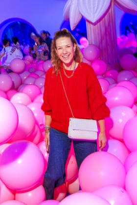 Eröffnung - Bubble Planet Das Erlebnismuseum - Alexandra Neldel bei der Eröffnung Bubble Planet Das Erlebnismuseum für alle Sinne in der Arena Berlin am 11.12.2025. Copyright: xEventpressxKochanx