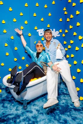 Eröffnung - Bubble Planet Das Erlebnismuseum - Julian F. M. Stöckel und Marcell Damaschke bei der Eröffnung Bubble Planet Das Erlebnismuseum für alle Sinne in der Arena Berlin am 11.12.2025. Copyright: xEventpressxKochanx