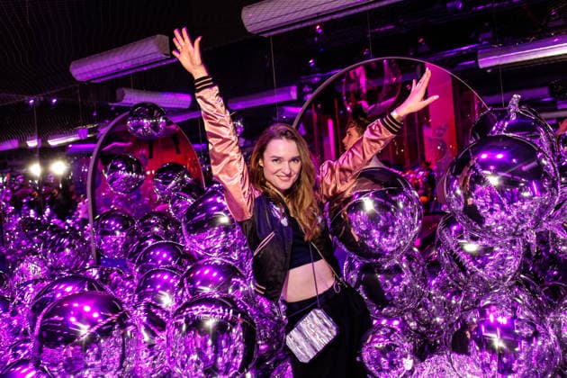 Eröffnung - Bubble Planet Das Erlebnismuseum - Josephin Busch bei der Eröffnung Bubble Planet Das Erlebnismuseum für alle Sinne in der Arena Berlin am 11.12.2025. Copyright: xEventpressxKochanx