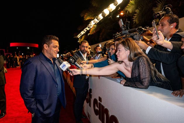 Johnny Depp and Celebs Attend Closing of Red Sea Film Festival - Jeddah Indian actor Salman Khan walks the red carpet as he attends the closing ceremony of the 5th edition of the Red Sea Film Festival in Jeddah, Saudi Arabia, on December 11th, 2025. Photo by Balkis Press ABACAPRESS.COM Jeddah Saudi Arabia  Copyright: xBalkisxPress ABACAx