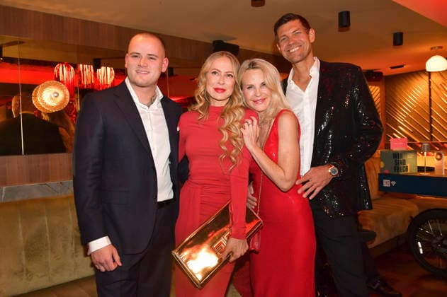 Paul Jolig, Jenny Elvers, Sonja Kiefer und Cedric Schwarz bei Cathy™s Charity Christmas & Living Hotel Das Viktualienmarkt. München, 11.12.2025