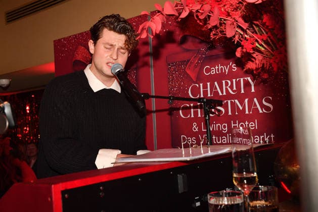 Heinz Bruno beim Cathy s Charity Christmas Event im Living Hotel Das Viktualienmarkt am 11.12.2025 in Muenchen Cathy Hummels Charity Christmas Event in Muenchen